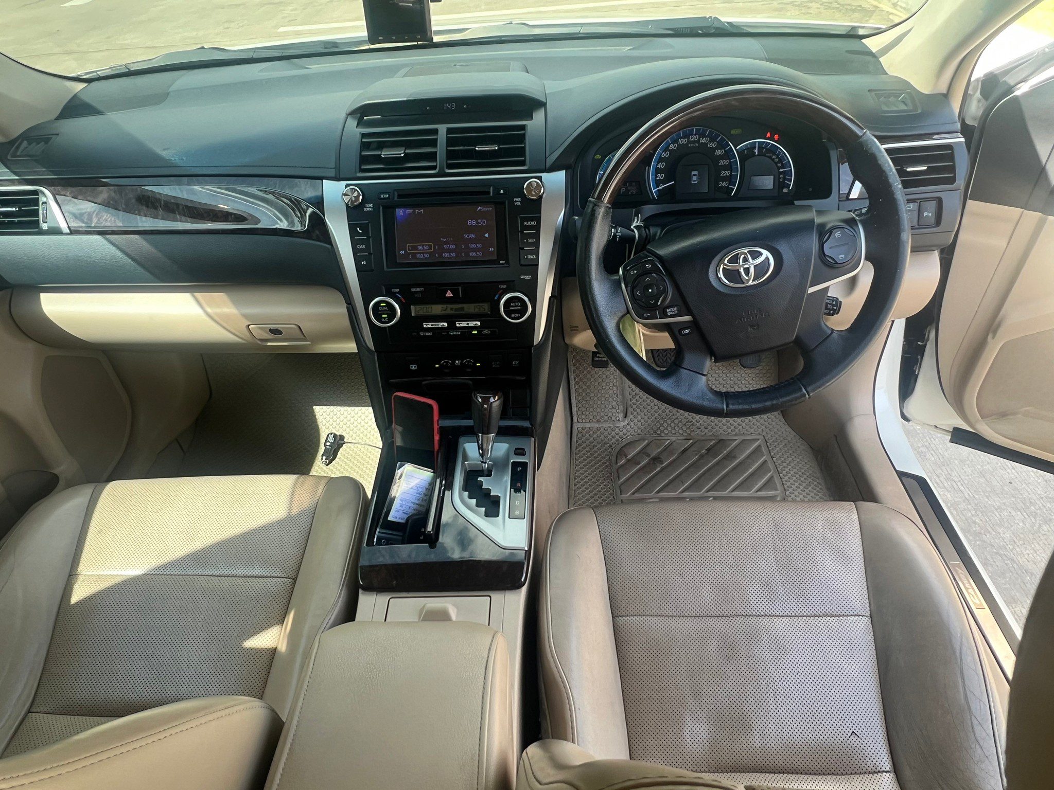 2013 TOYOTA CAMRY 2.5Dvd HB