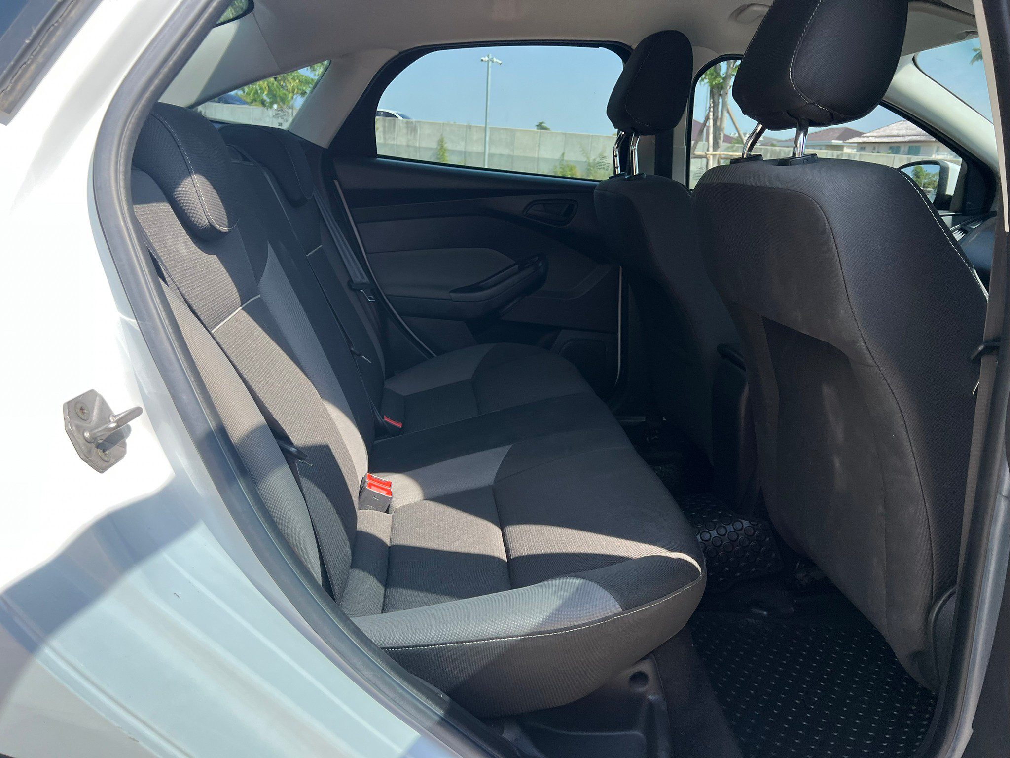 2012 FORD FOCUS 1.6 Hatch 4dr