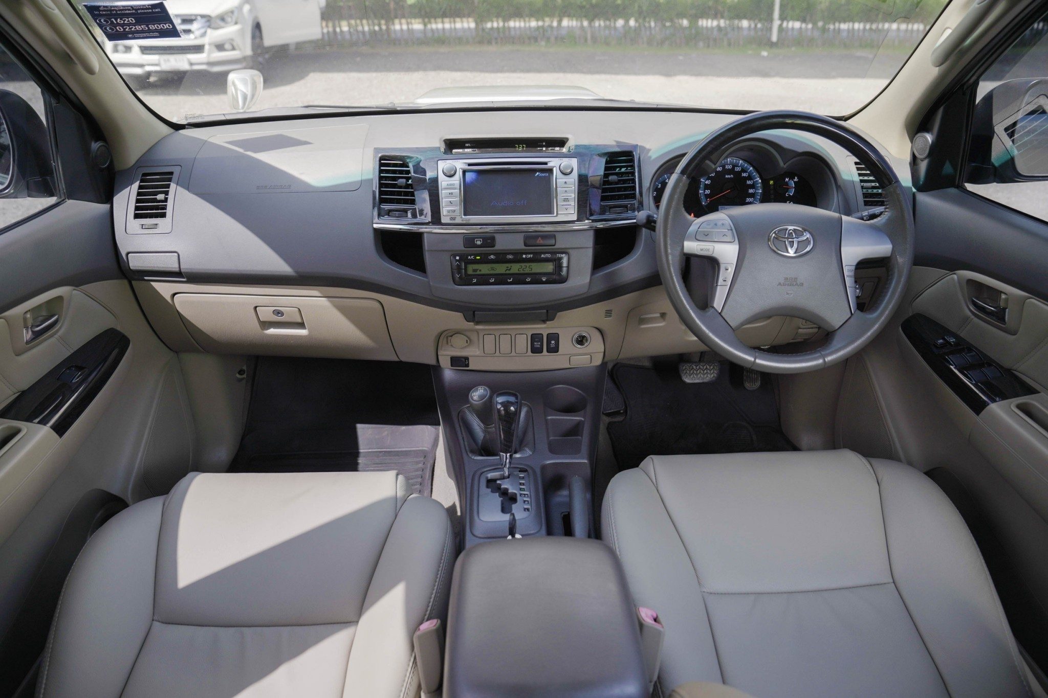 2012 TOYOTA FORTUNER 3.0 V AT
