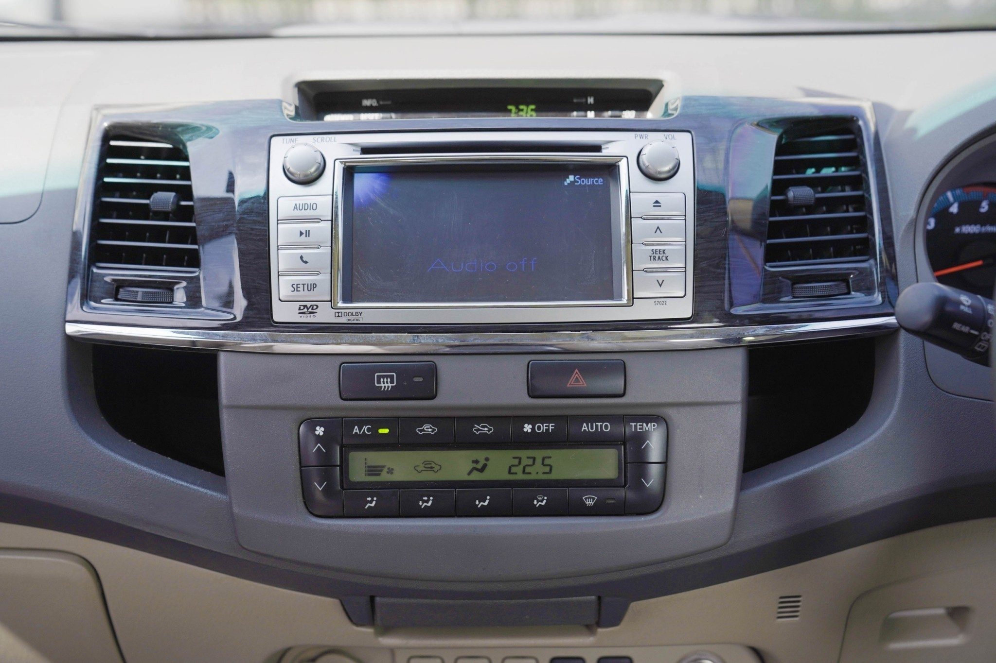 2012 TOYOTA FORTUNER 3.0 V AT