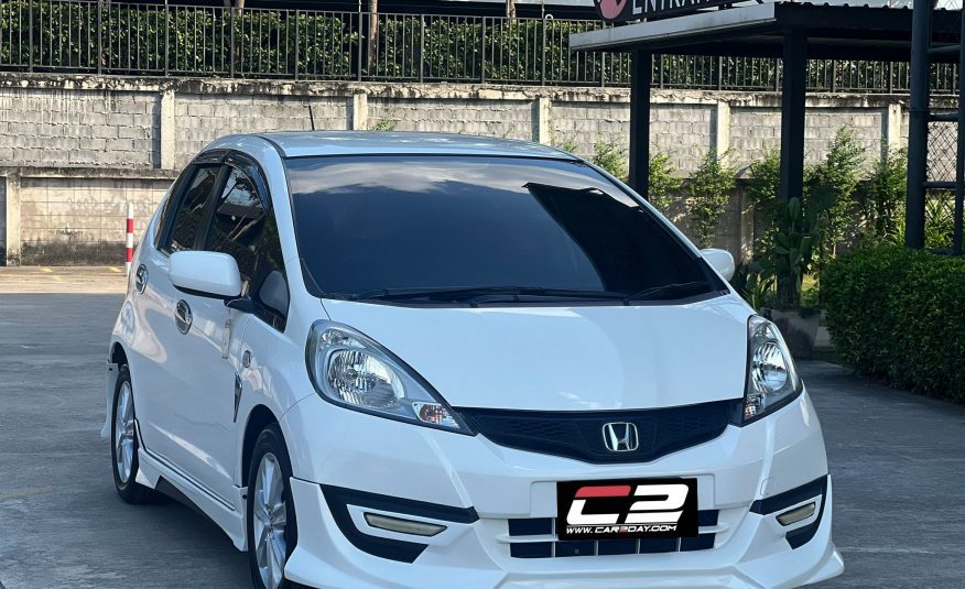 2012 HONDA JAZZ 1.5V