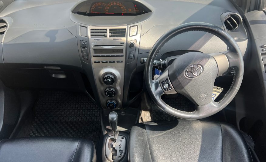 2010 TOYOTA YARIS 1.5S