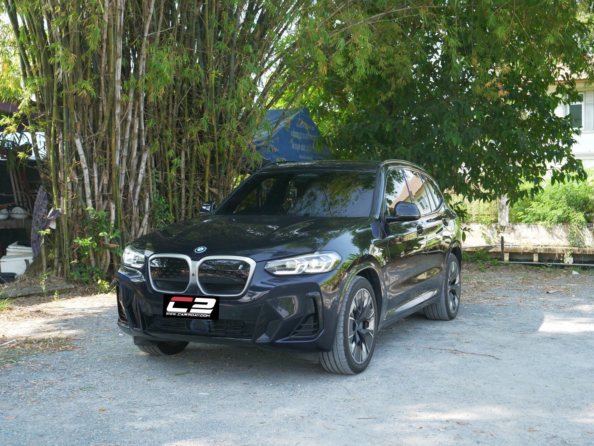 2022 BMW IX3