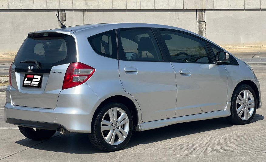 2009 HONDA JAZZ 1.5SV