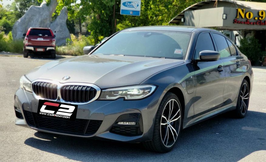 2020 BMW 330e M Sport