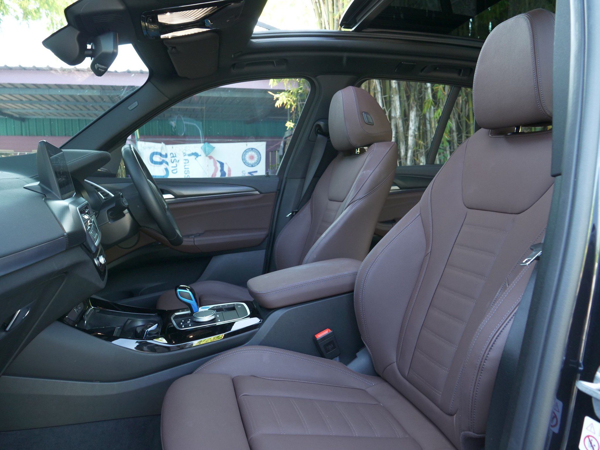 2022 BMW IX3