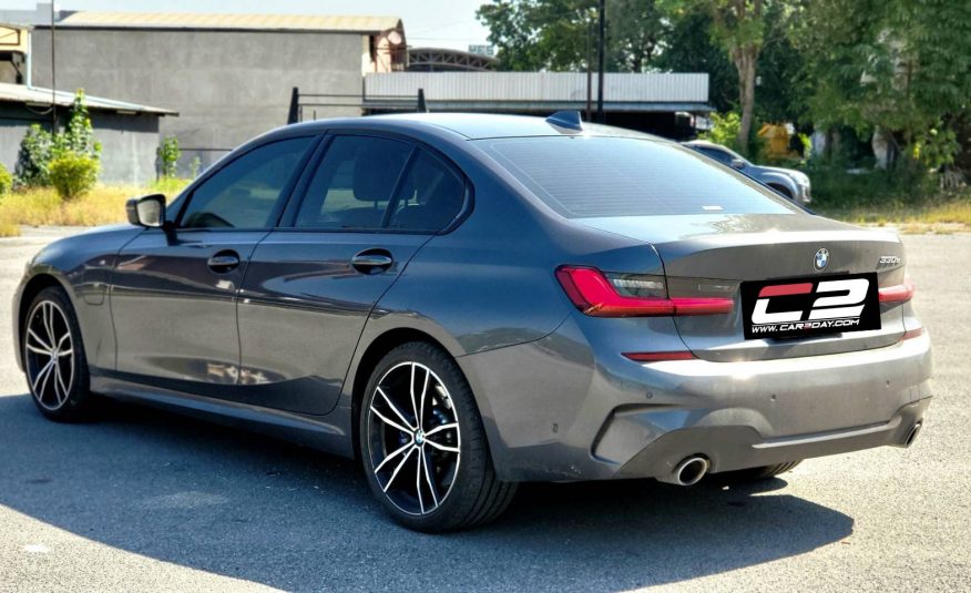 2020 BMW 330e M Sport