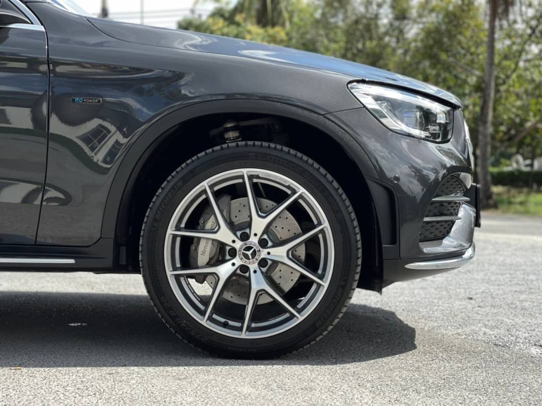 2020 Mercedes Benz GLC300e AMG 4MATIC