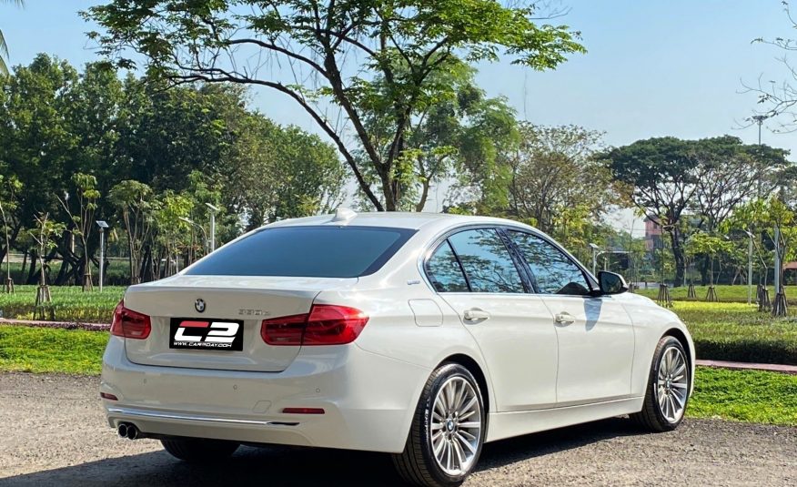 2016 BMW SERIES 3 330E luxury AT