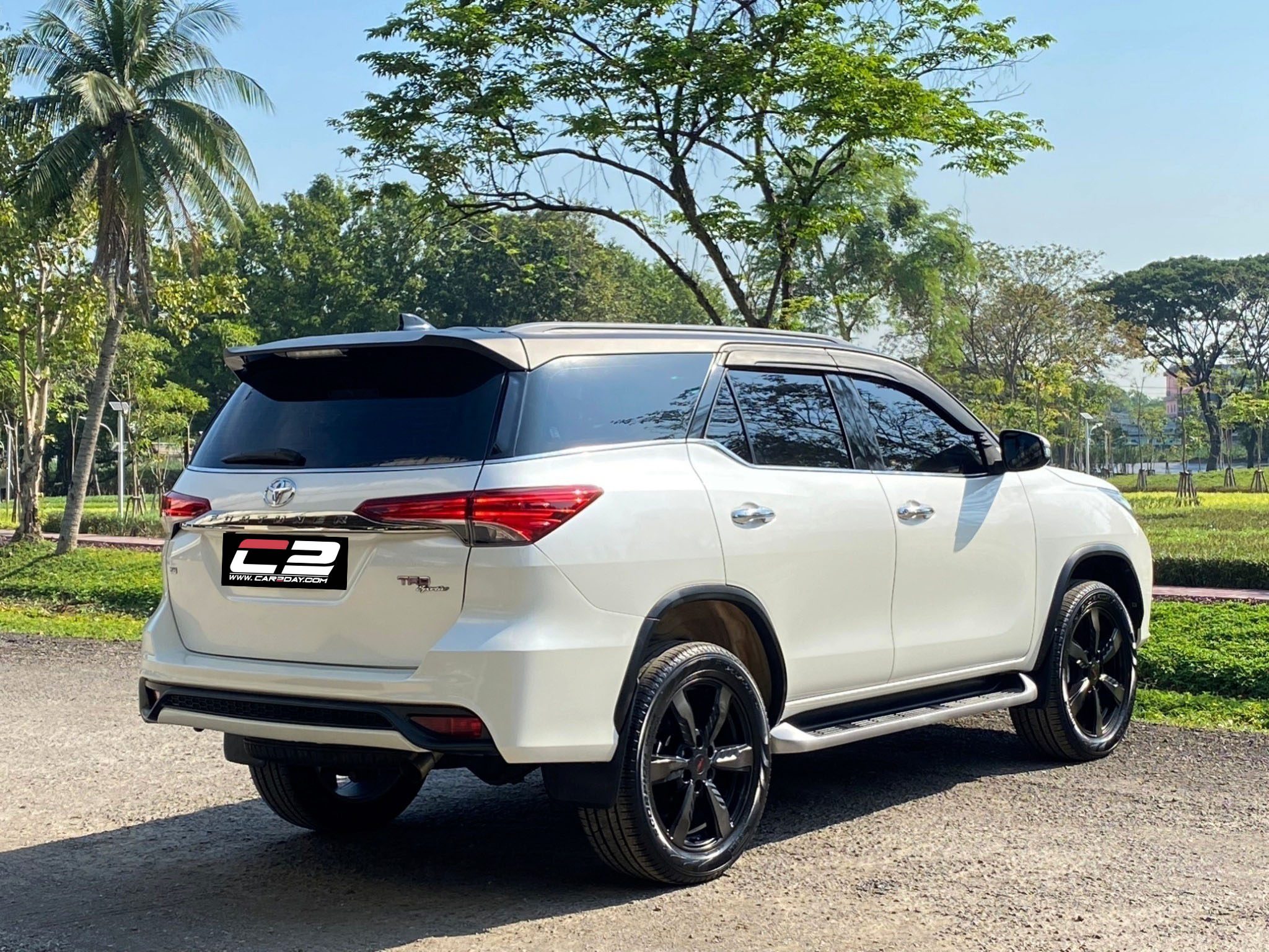 2018 TOYOTA FORTUNER 2.8 TRD SPORTIVIO AT