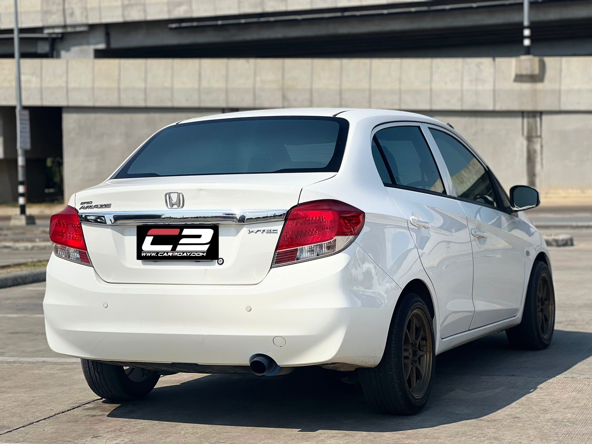 2013 HONDA BRIO AMAZE 1.2V