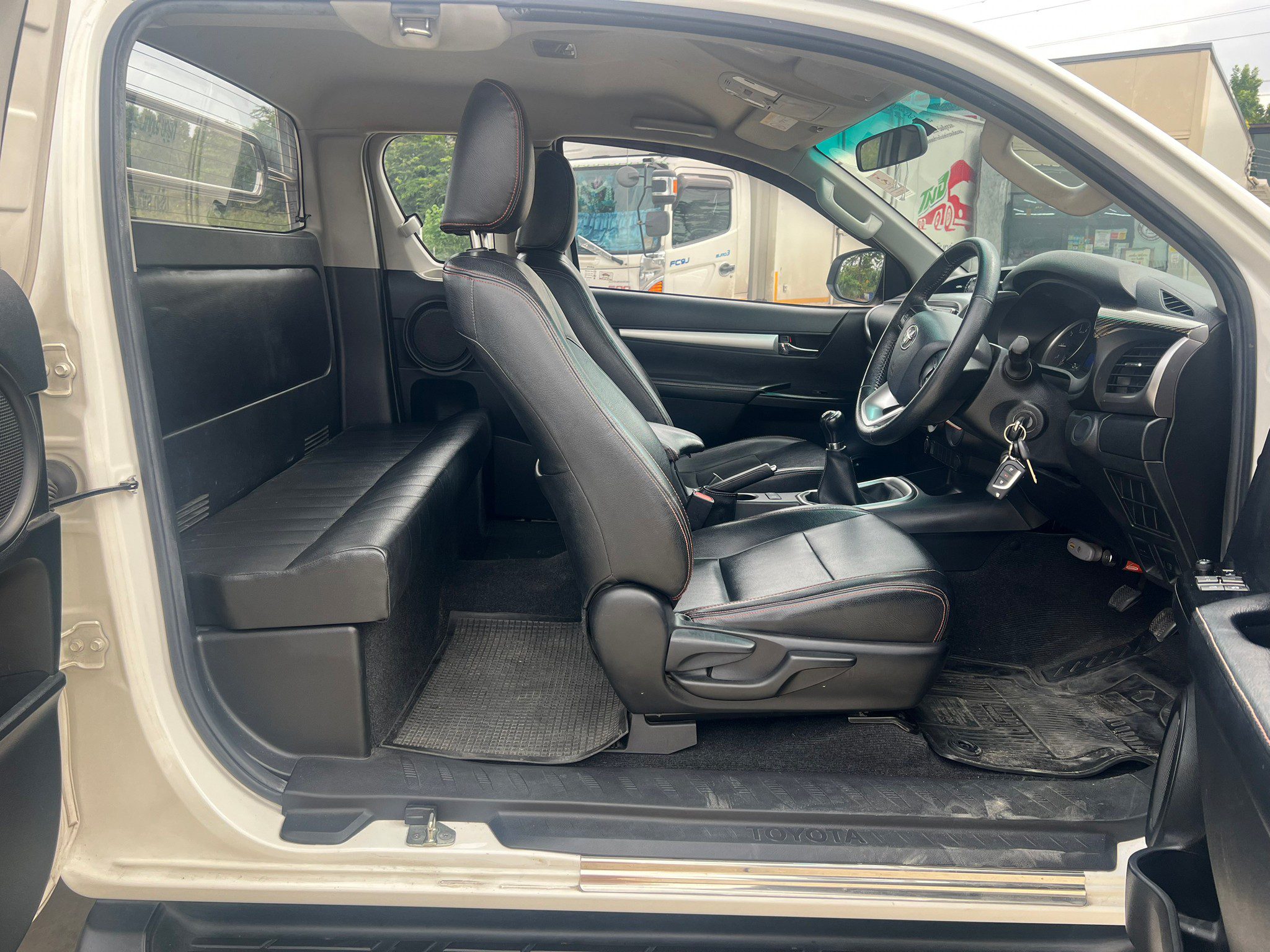 2017 TOYOTA REVO 2.4R Cab Prerunner