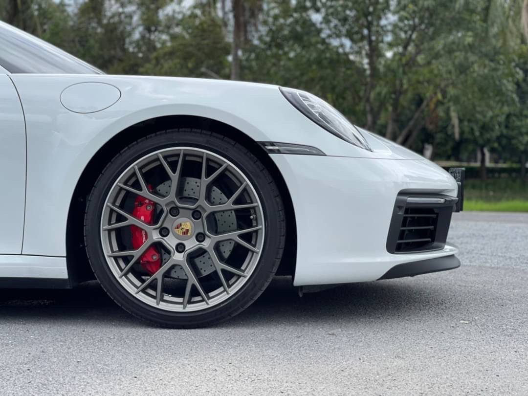 2020 Porsche 911 Carrera S (992)