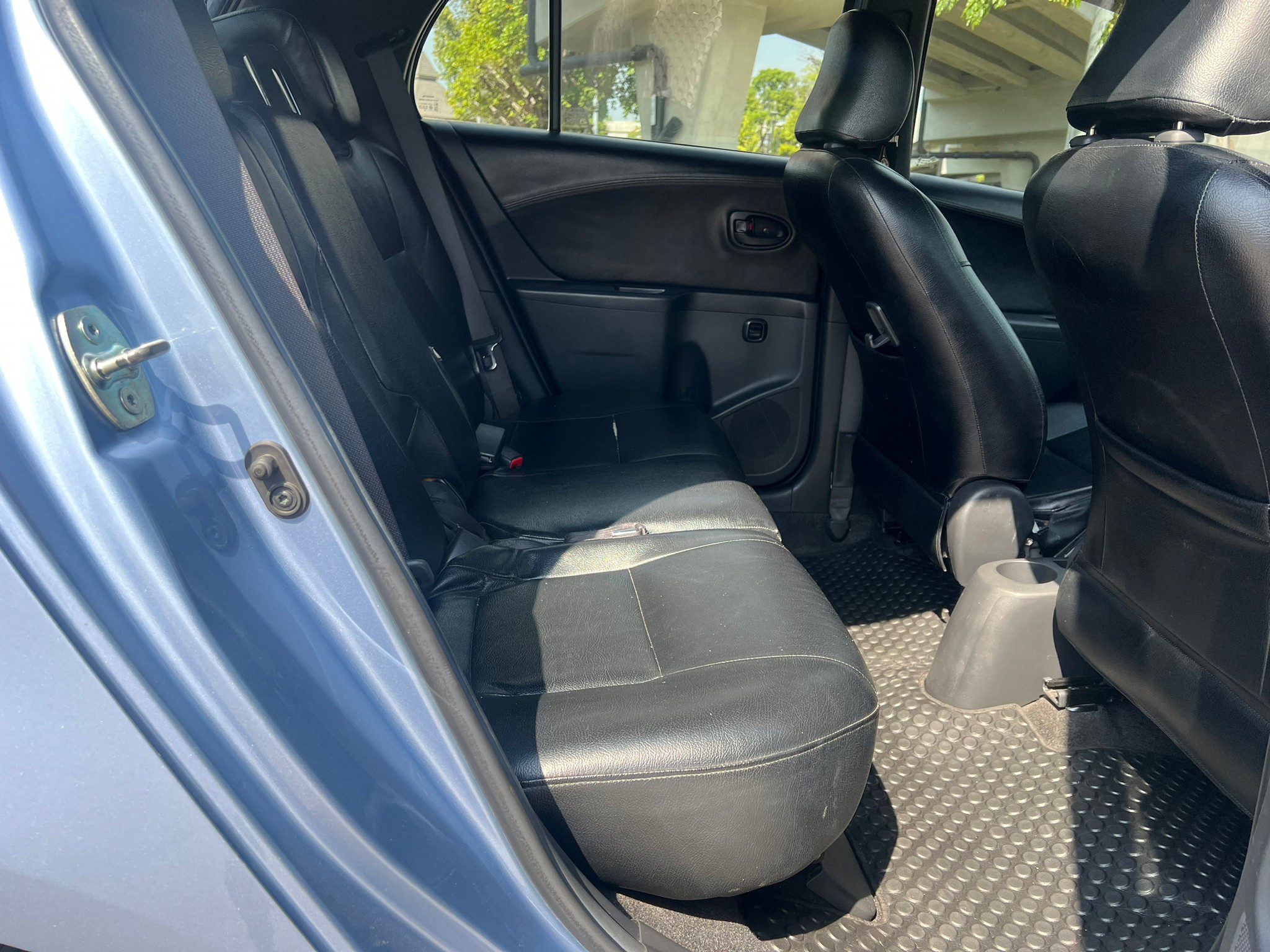 2010 TOYOTA YARIS 1.5S