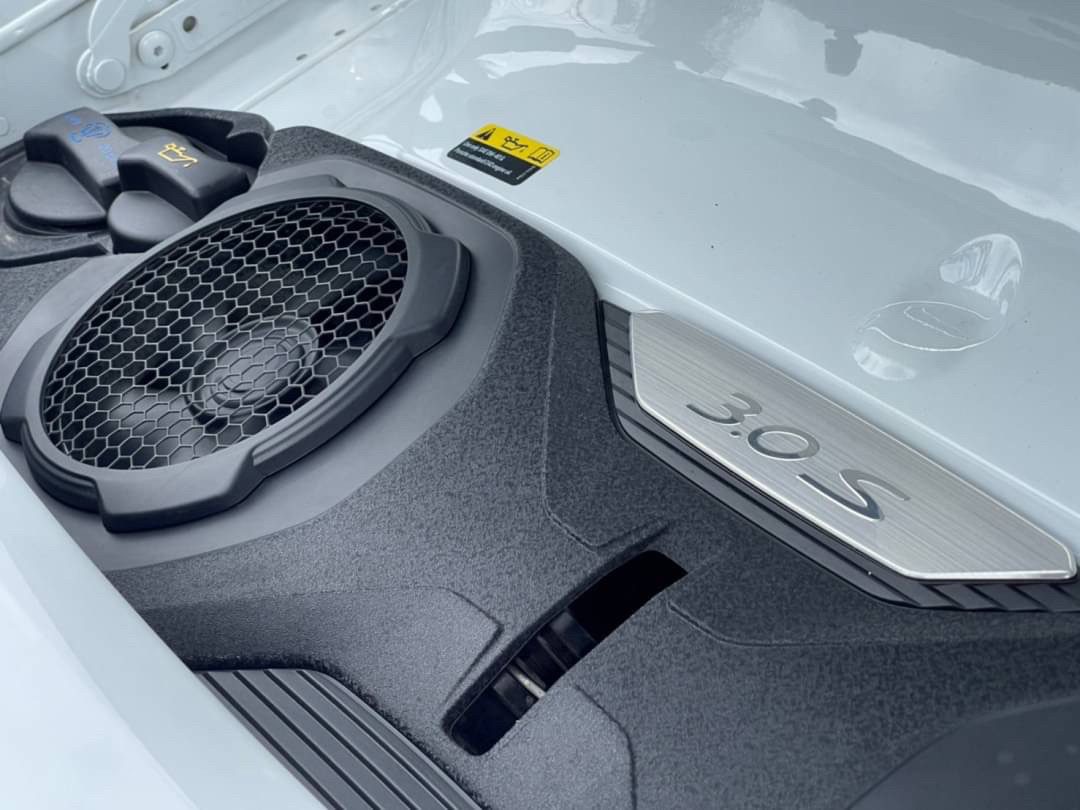 2020 Porsche 911 Carrera S (992)