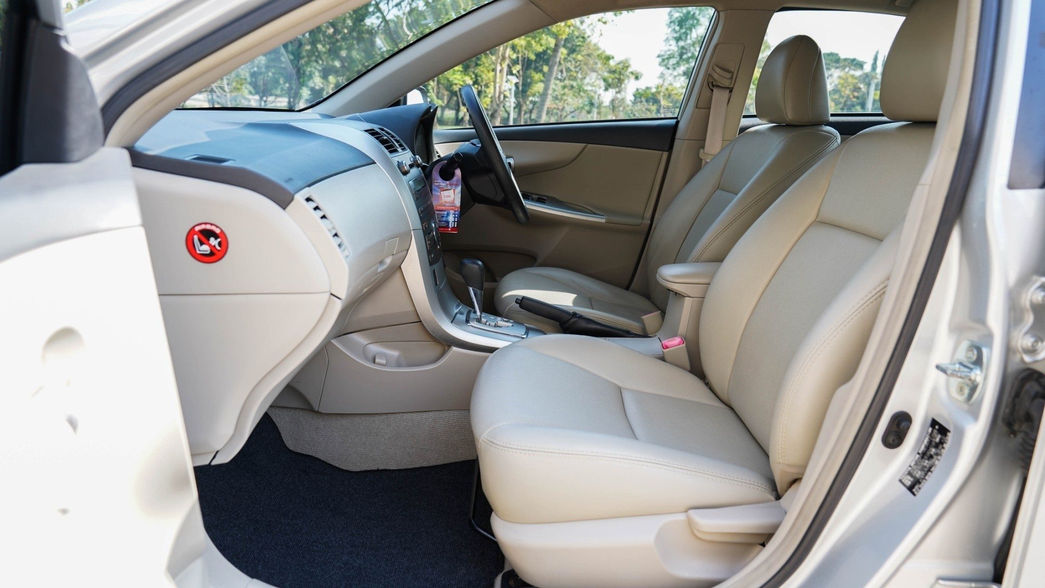 2012 TOYOTA COROLLA ALTIS 1.8 E AT