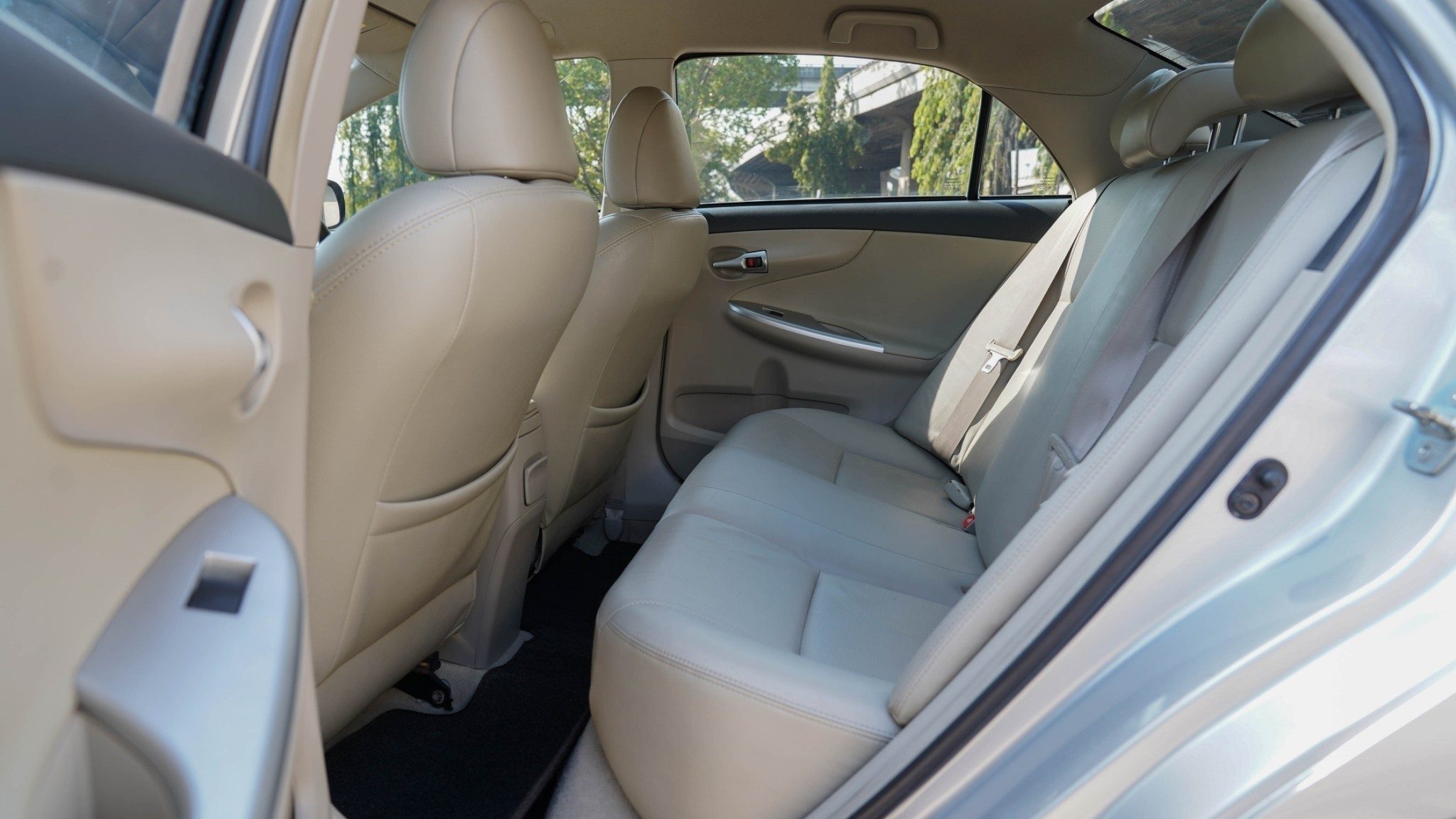 2012 TOYOTA COROLLA ALTIS 1.8 E AT