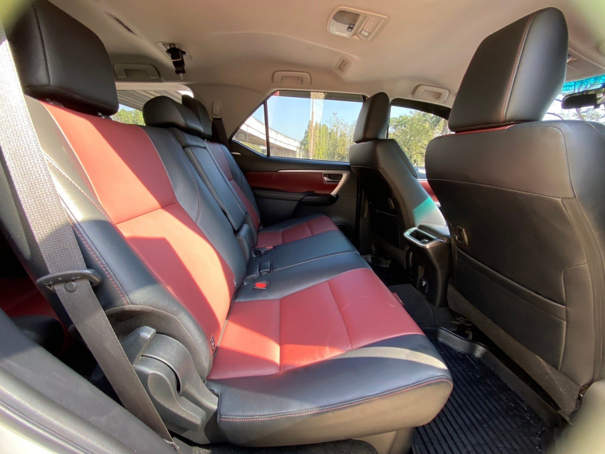 2018 TOYOTA FORTUNER 2.8 TRD SPORTIVIO AT