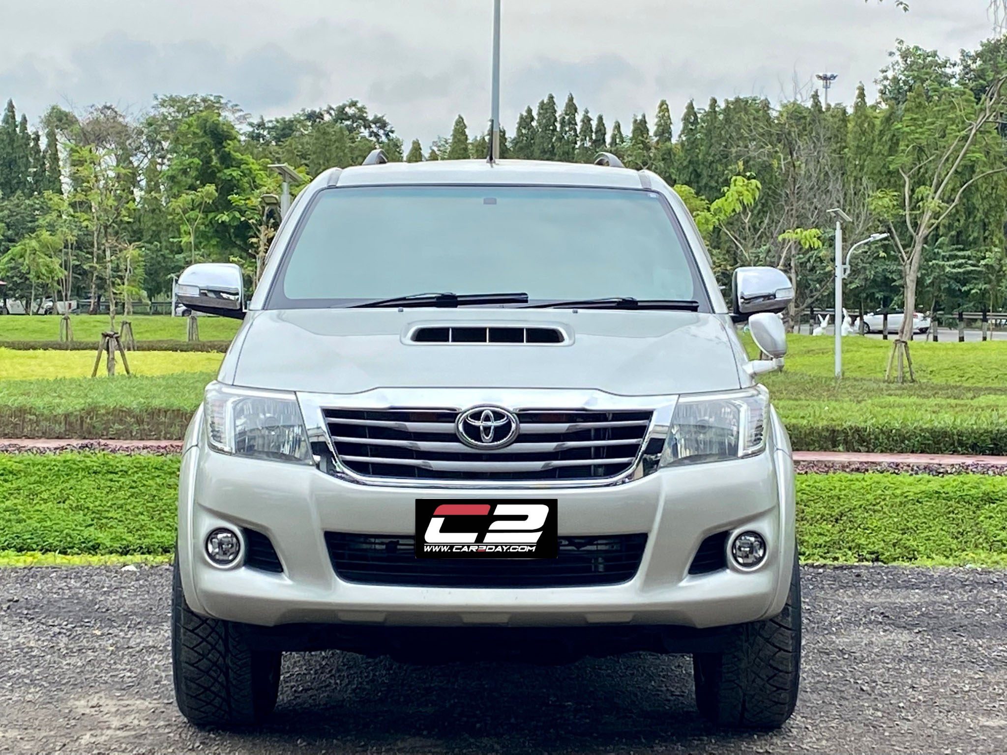 2013 TOYOTA VIGO CHAMP SMARTCAB 2.5 E PRERUNNER VN TURBO AT