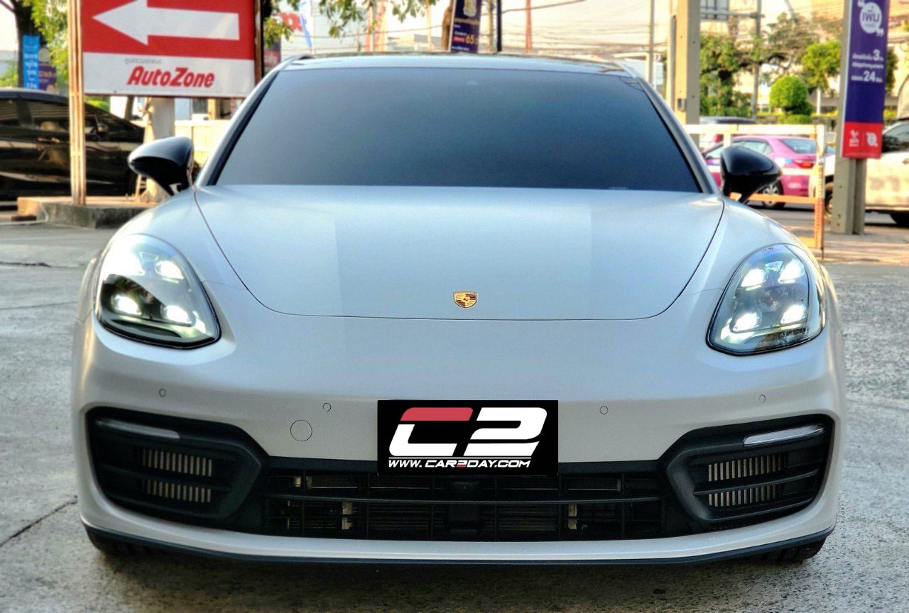 2022 Porsche Panamera 4 E Hybrid Platinum Edition