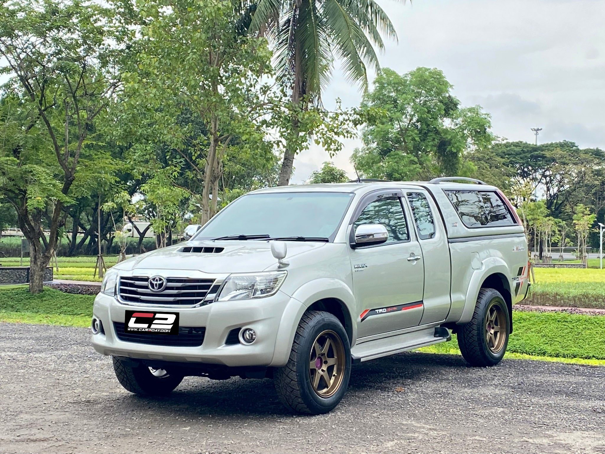 2013 TOYOTA VIGO CHAMP SMARTCAB 2.5 E PRERUNNER VN TURBO AT
