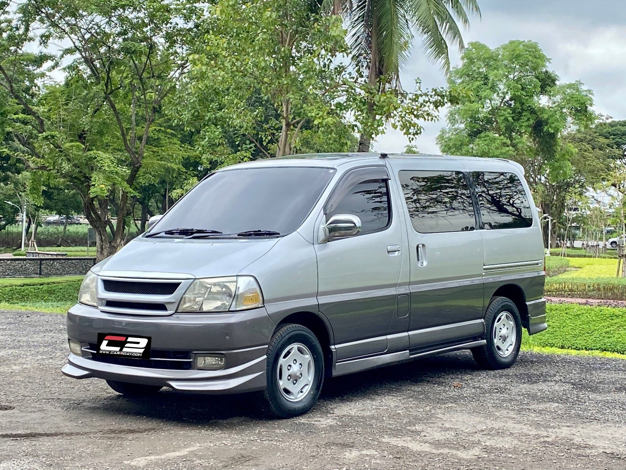 2000 TOYOTA GRANVTA 3.4 4WD MPV AT