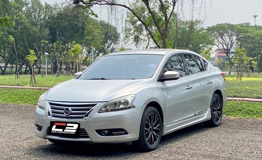 2012 NISSAN SYLPHY 1.8 V AT