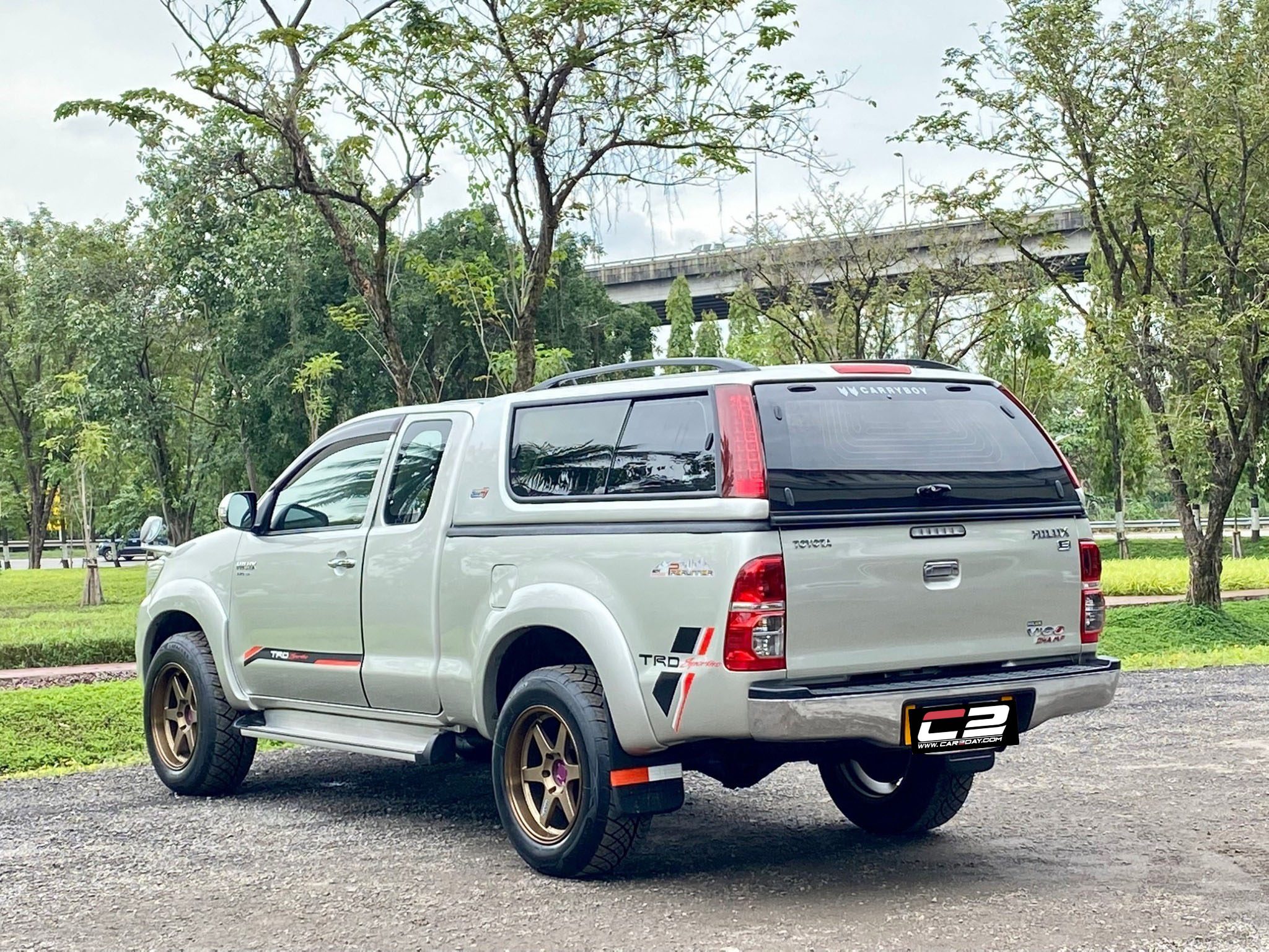 2013 TOYOTA VIGO CHAMP SMARTCAB 2.5 E PRERUNNER VN TURBO AT