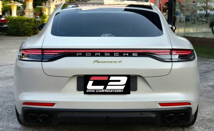 2022 Porsche Panamera 4 E Hybrid Platinum Edition