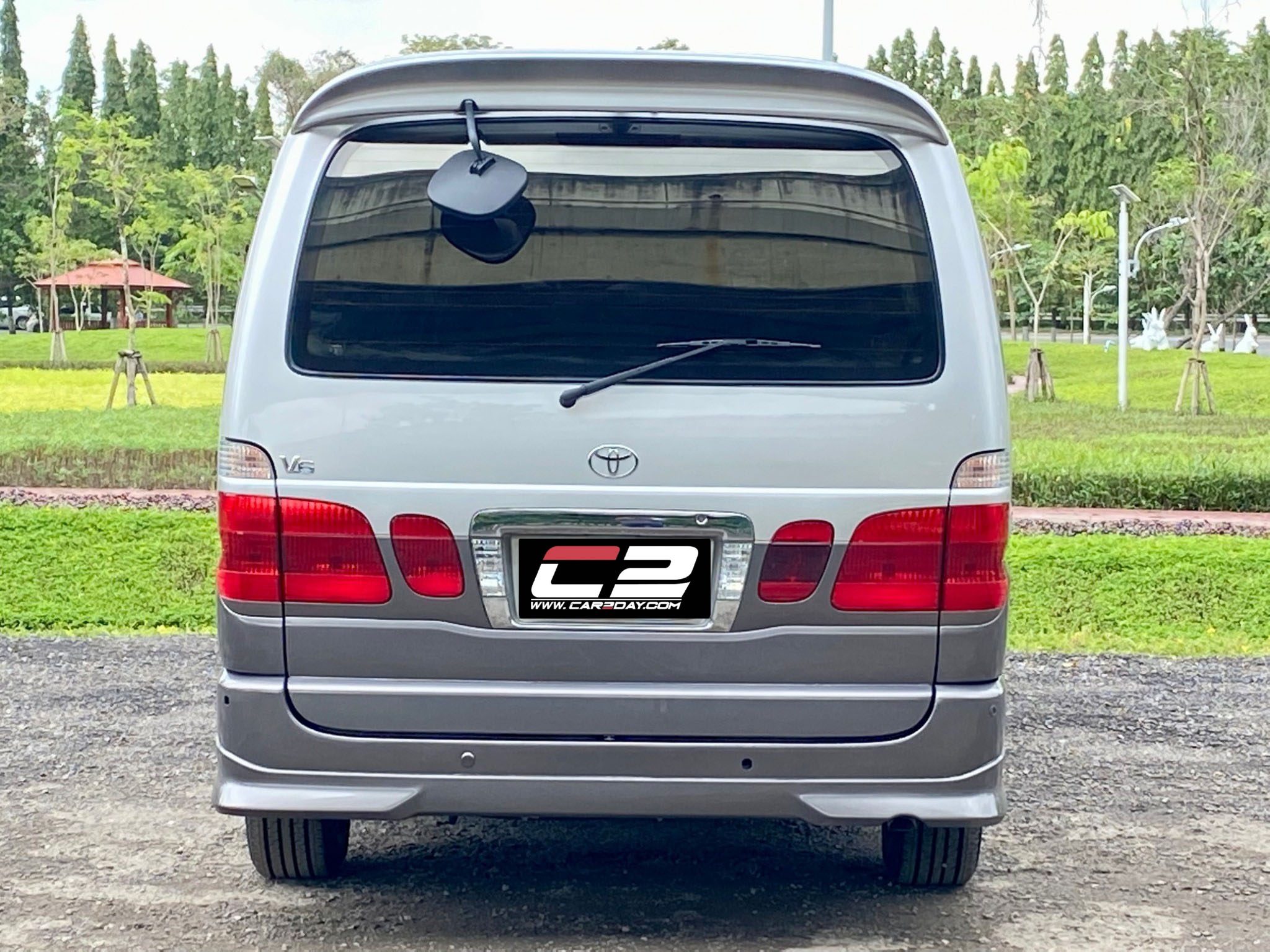 2000 TOYOTA GRANVTA 3.4 4WD MPV AT