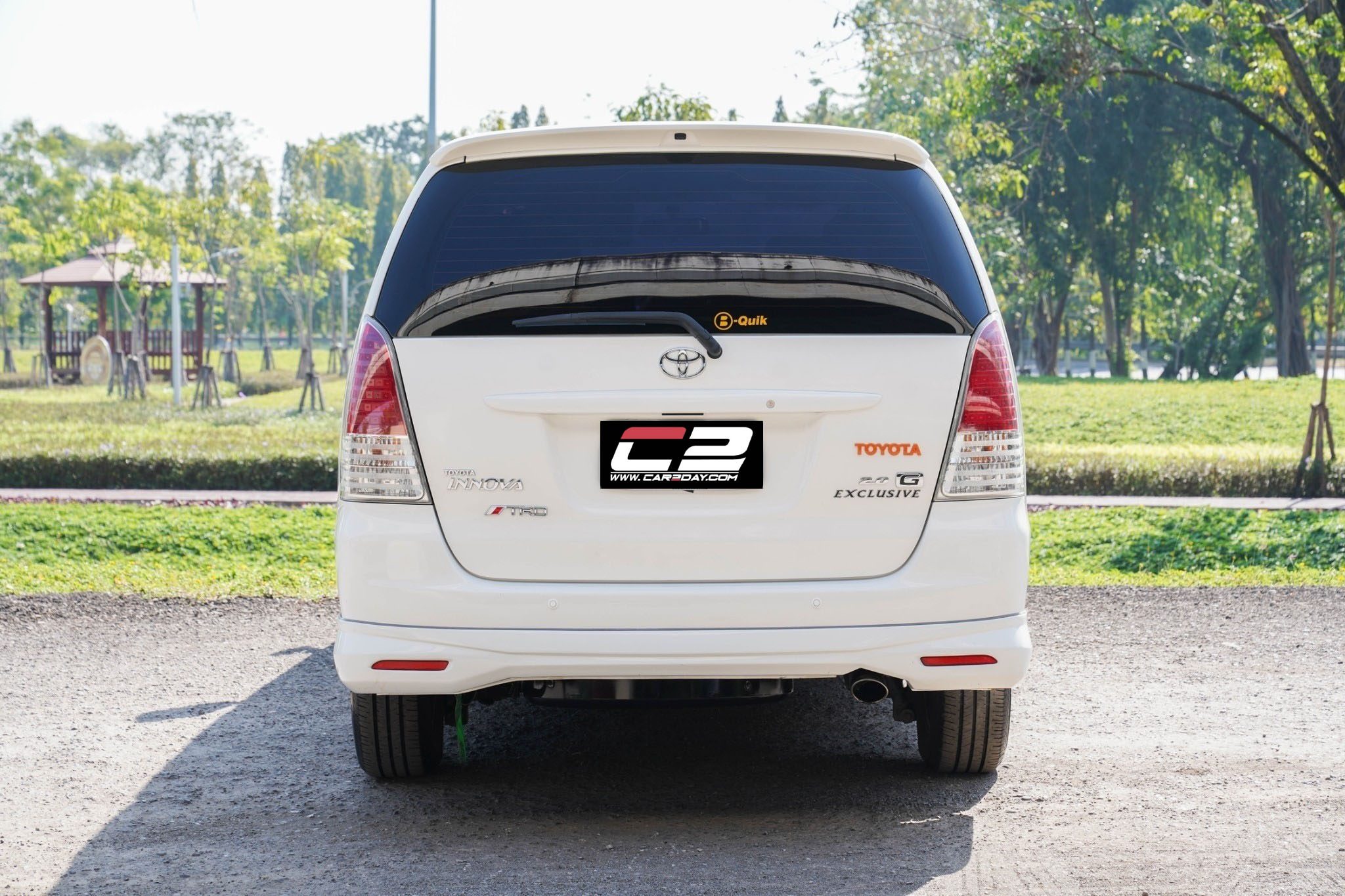 2010 TOYOTA INNOVA 2.0 G EXCLUSIVE AT