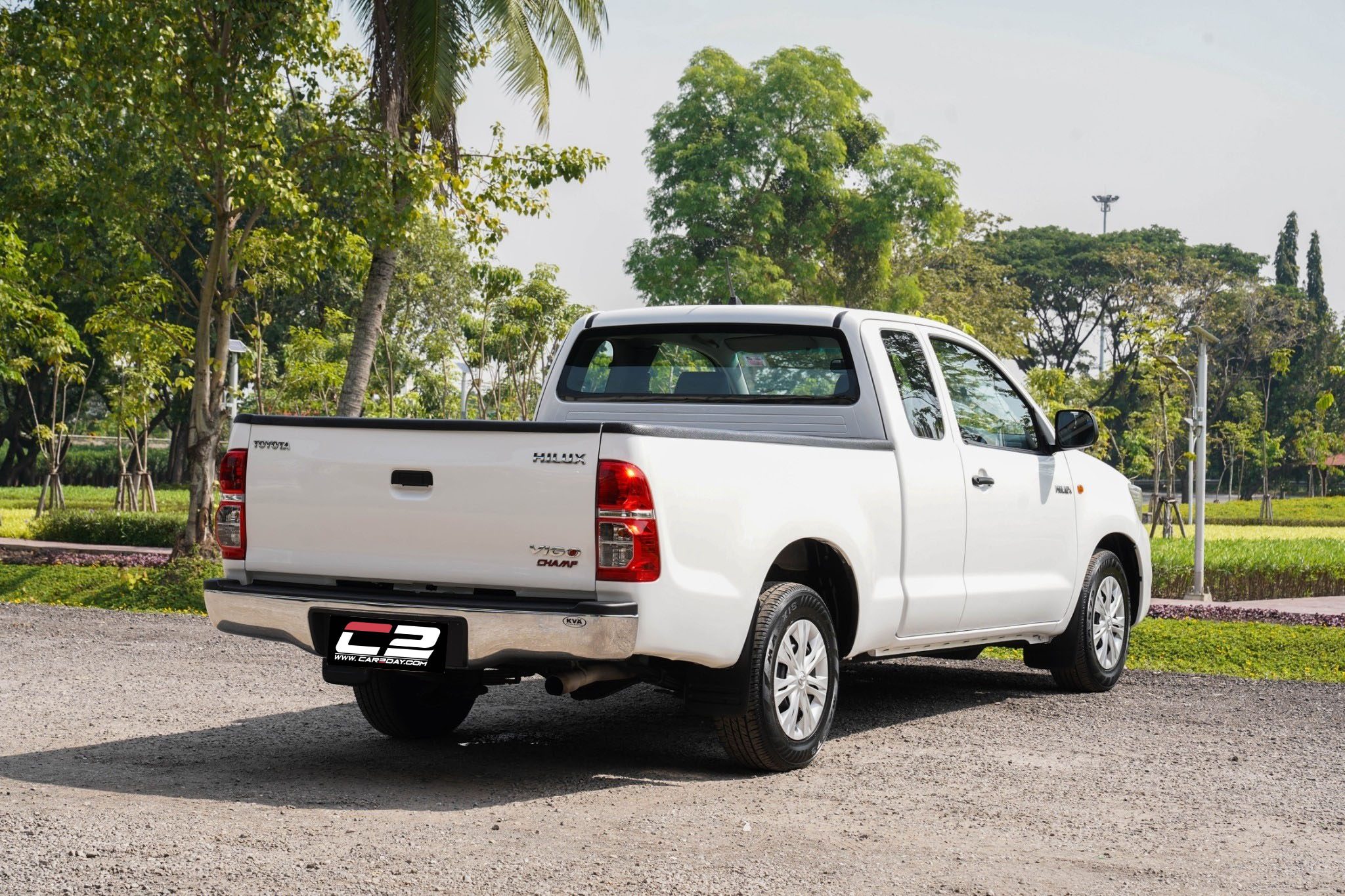 2013 TOYOTA VIGO CHAMP SMART CAB 2.5 MT