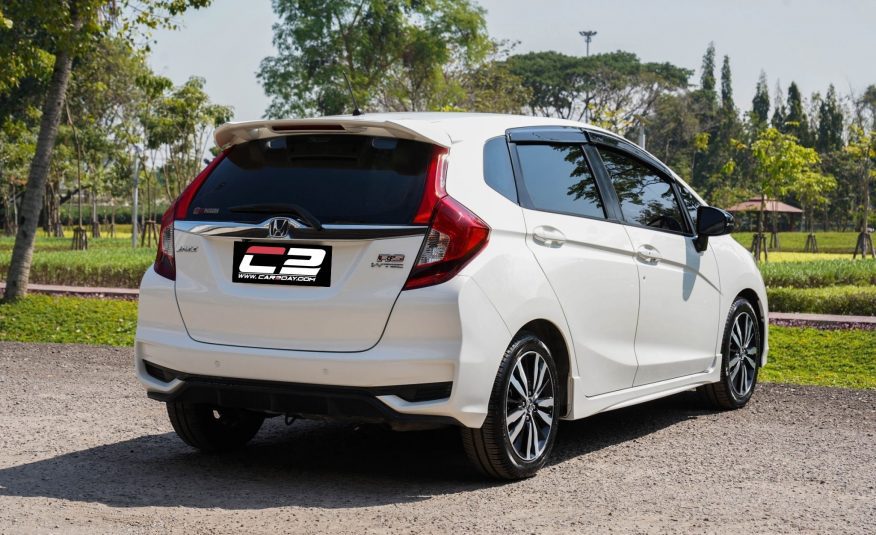 2017 HONDA JAZZ 1.5 RS AT