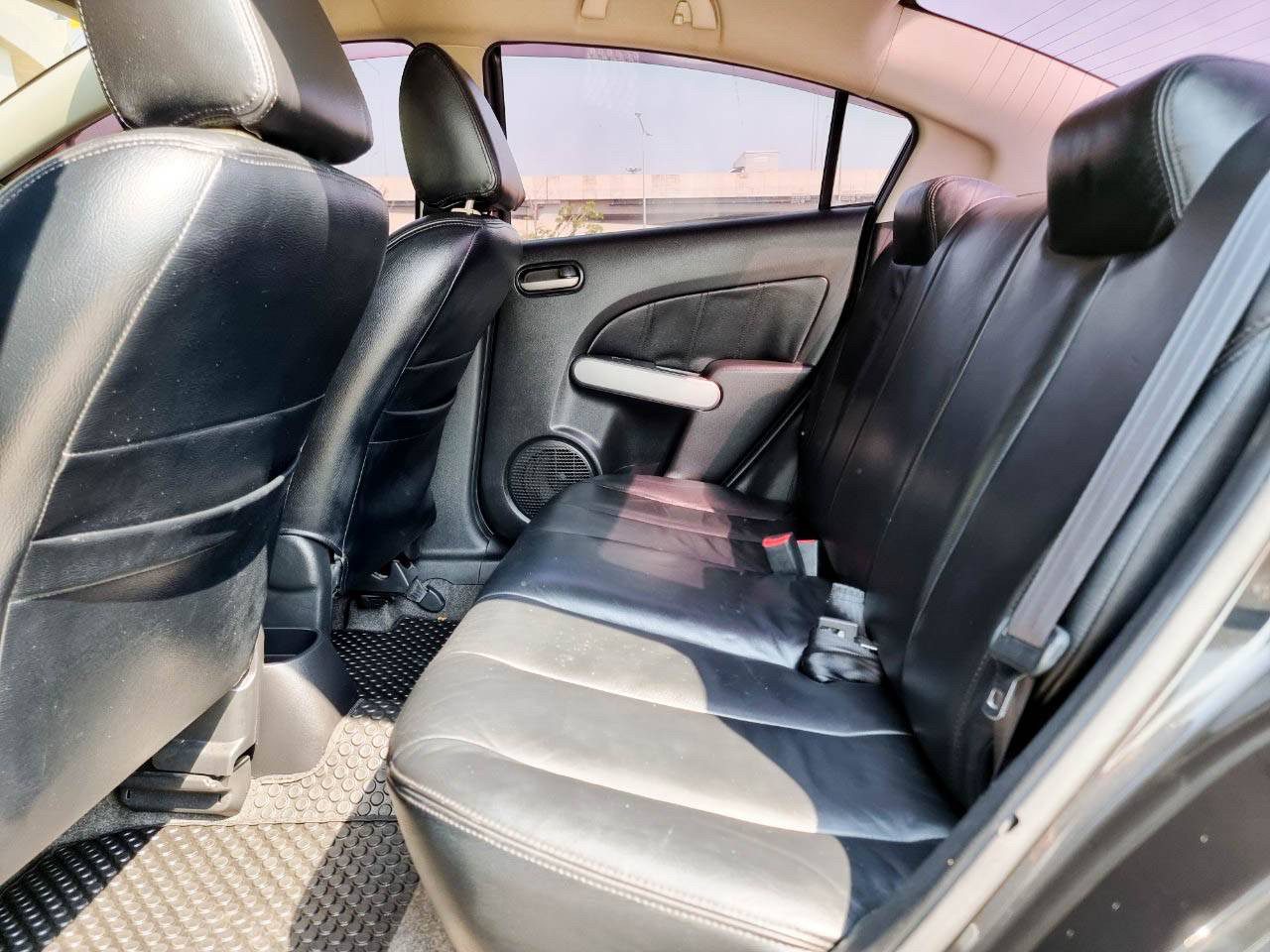 2012 MAZDA 2 1.5 Spirit Elegance