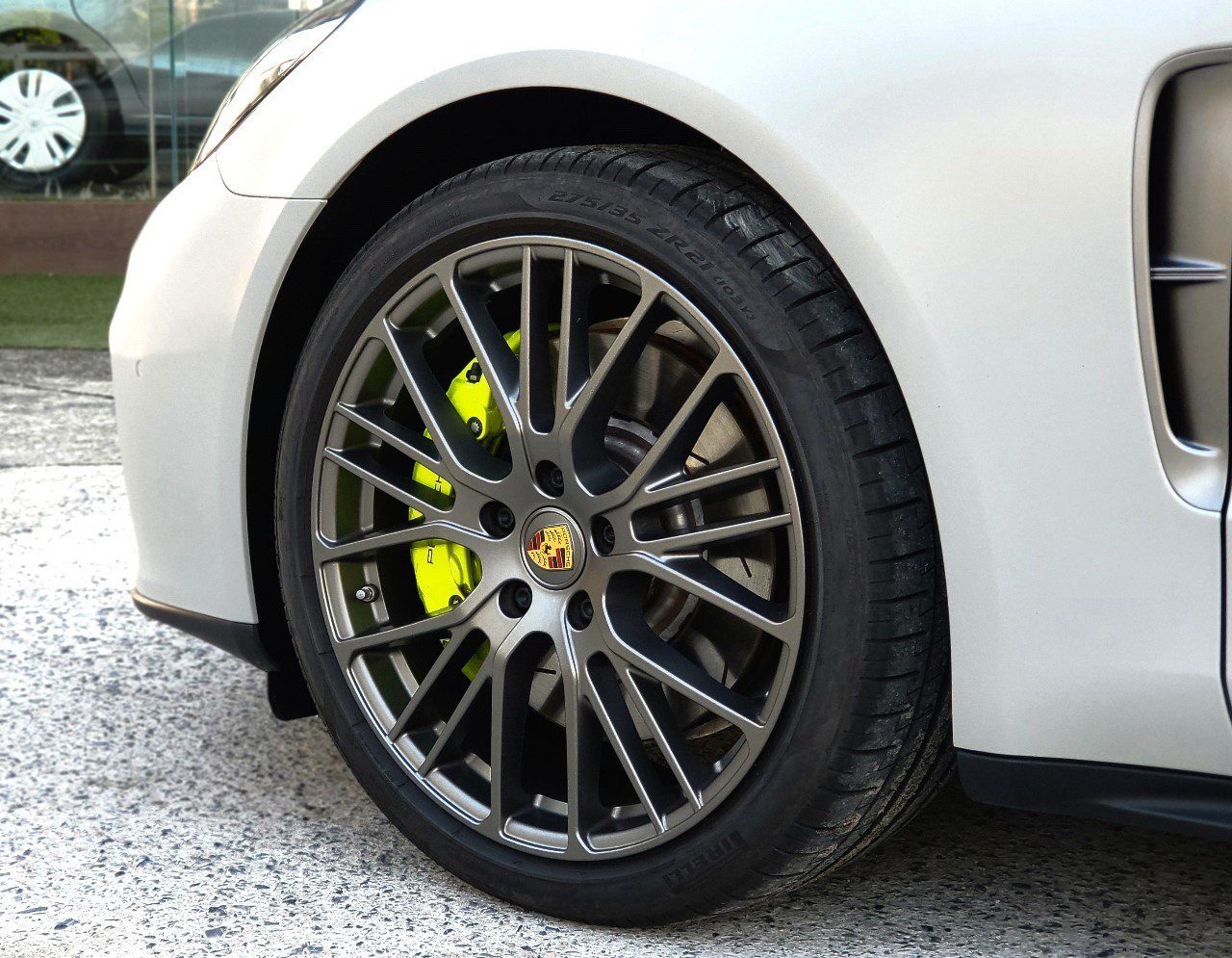 2022 Porsche Panamera 4 E Hybrid Platinum Edition