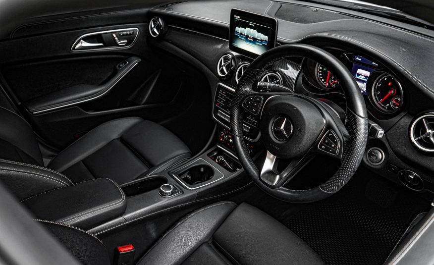 2019 Mercedes-Benz CLA250 AMG Night Edition