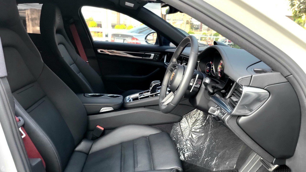 2022 Porsche Panamera 4 E Hybrid Platinum Edition