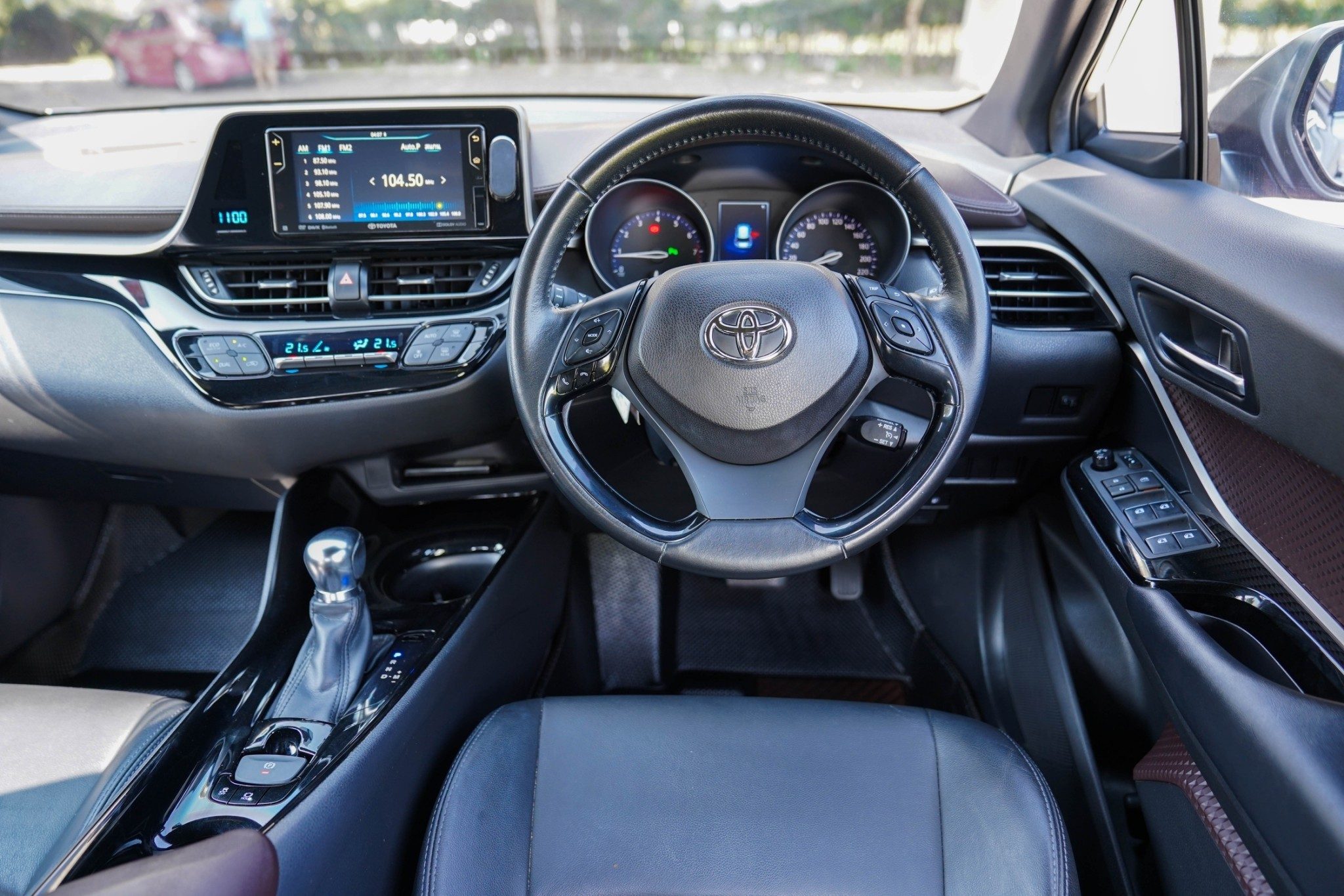 2018 TOYOTA CHR 1.8 MID AT