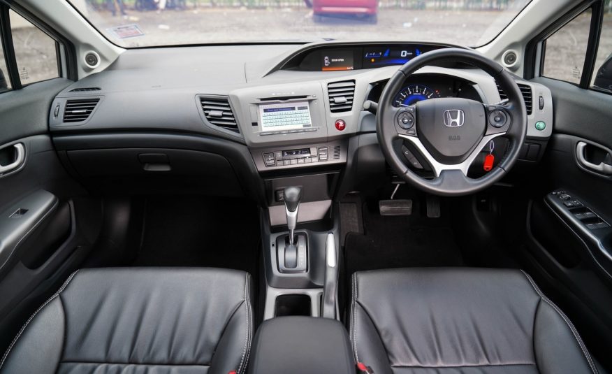 HONDA CIVIC FB 1.8 E AT