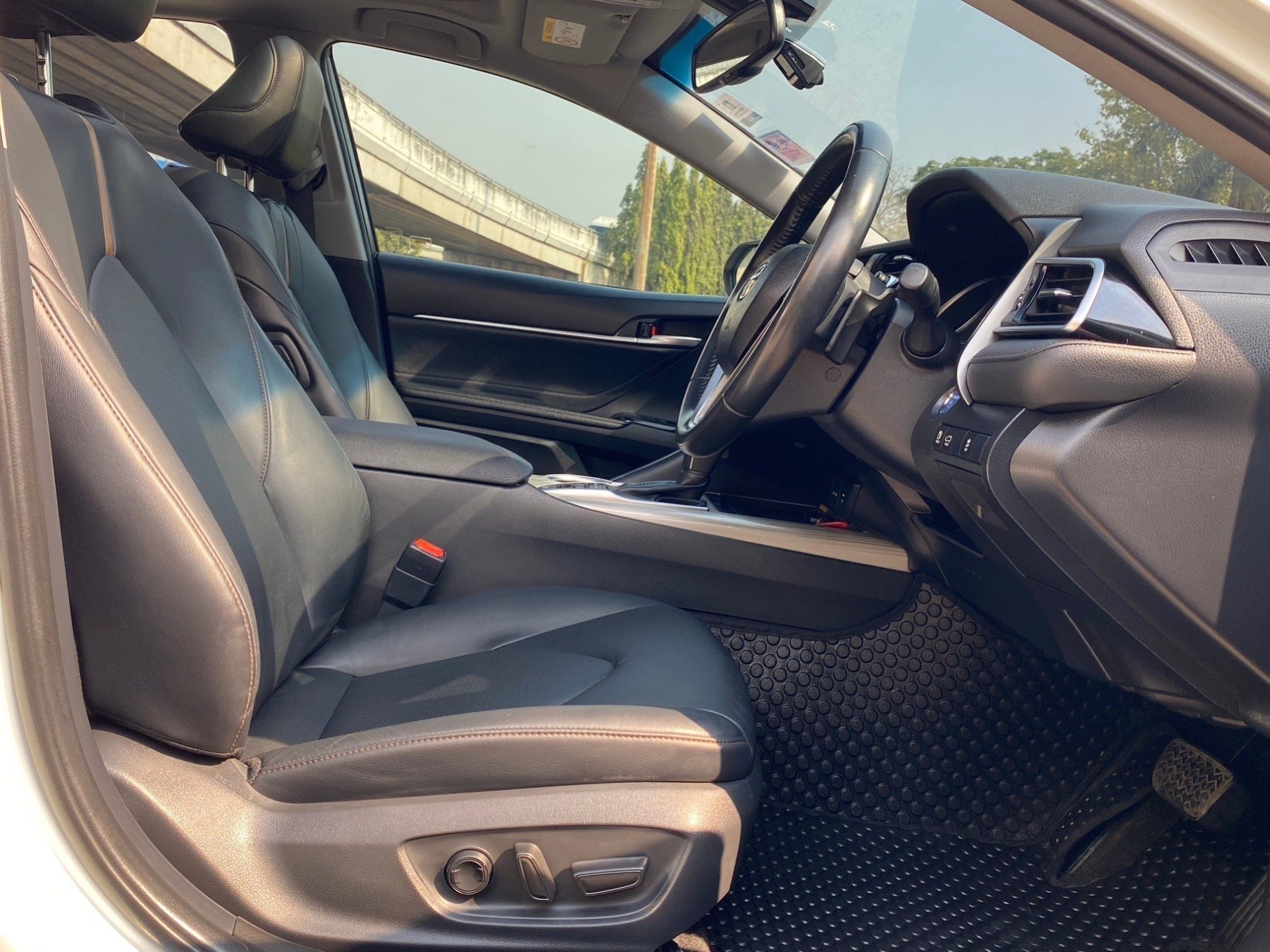 2018 TOYOTA CAMRY 2.5 HEV AT