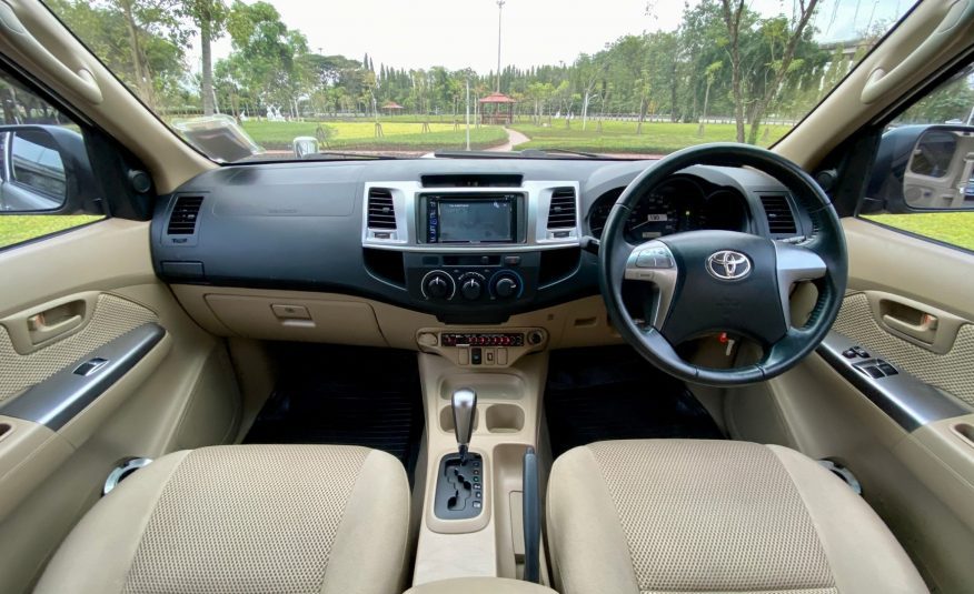 2013 TOYOTA VIGO CHAMP SMARTCAB 2.5 E PRERUNNER VN TURBO AT