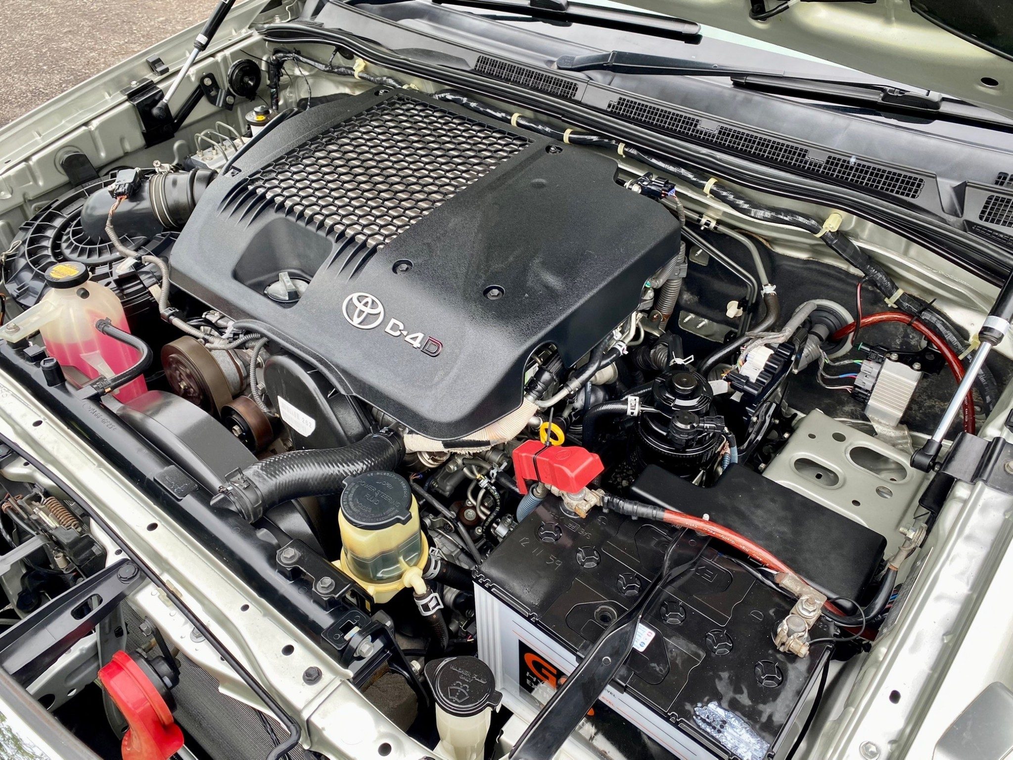 2013 TOYOTA VIGO CHAMP SMARTCAB 2.5 E PRERUNNER VN TURBO AT