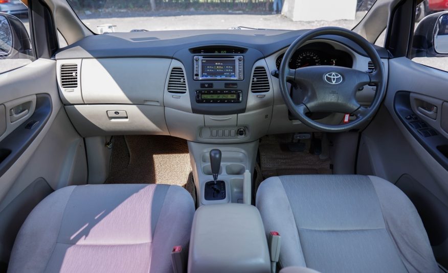 2010 TOYOTA INNOVA 2.0 G EXCLUSIVE AT