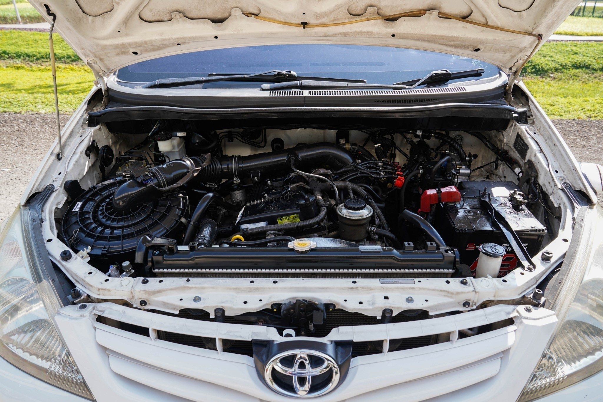 2010 TOYOTA INNOVA 2.0 G EXCLUSIVE AT