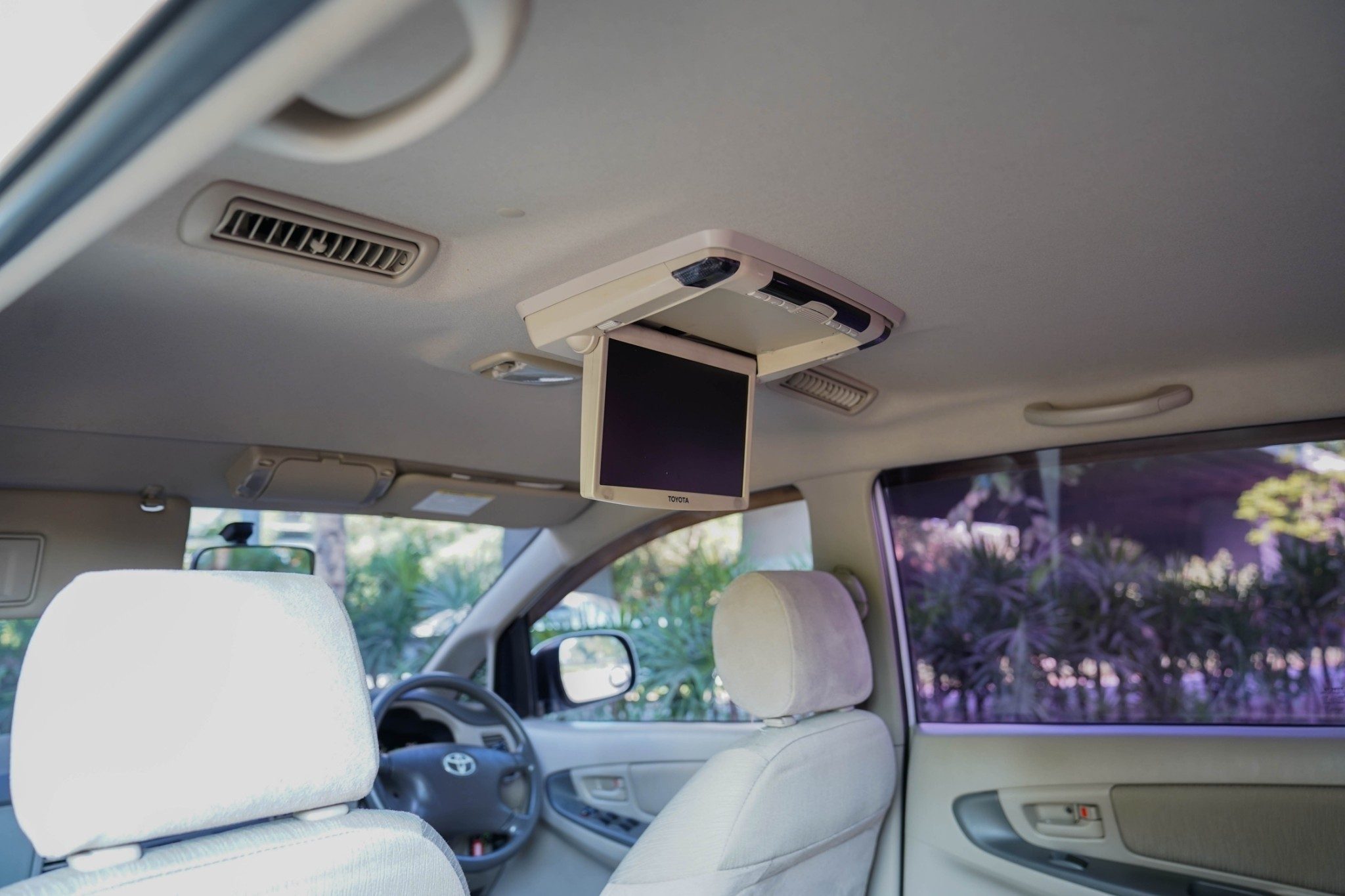 2010 TOYOTA INNOVA 2.0 G EXCLUSIVE AT