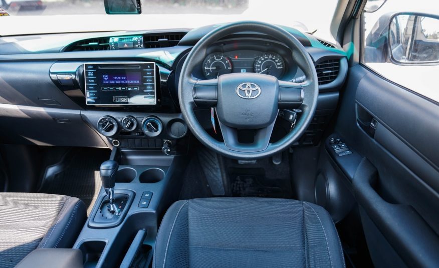 2019 TOYOTA HILUX REVO CAB 2.4 E AT