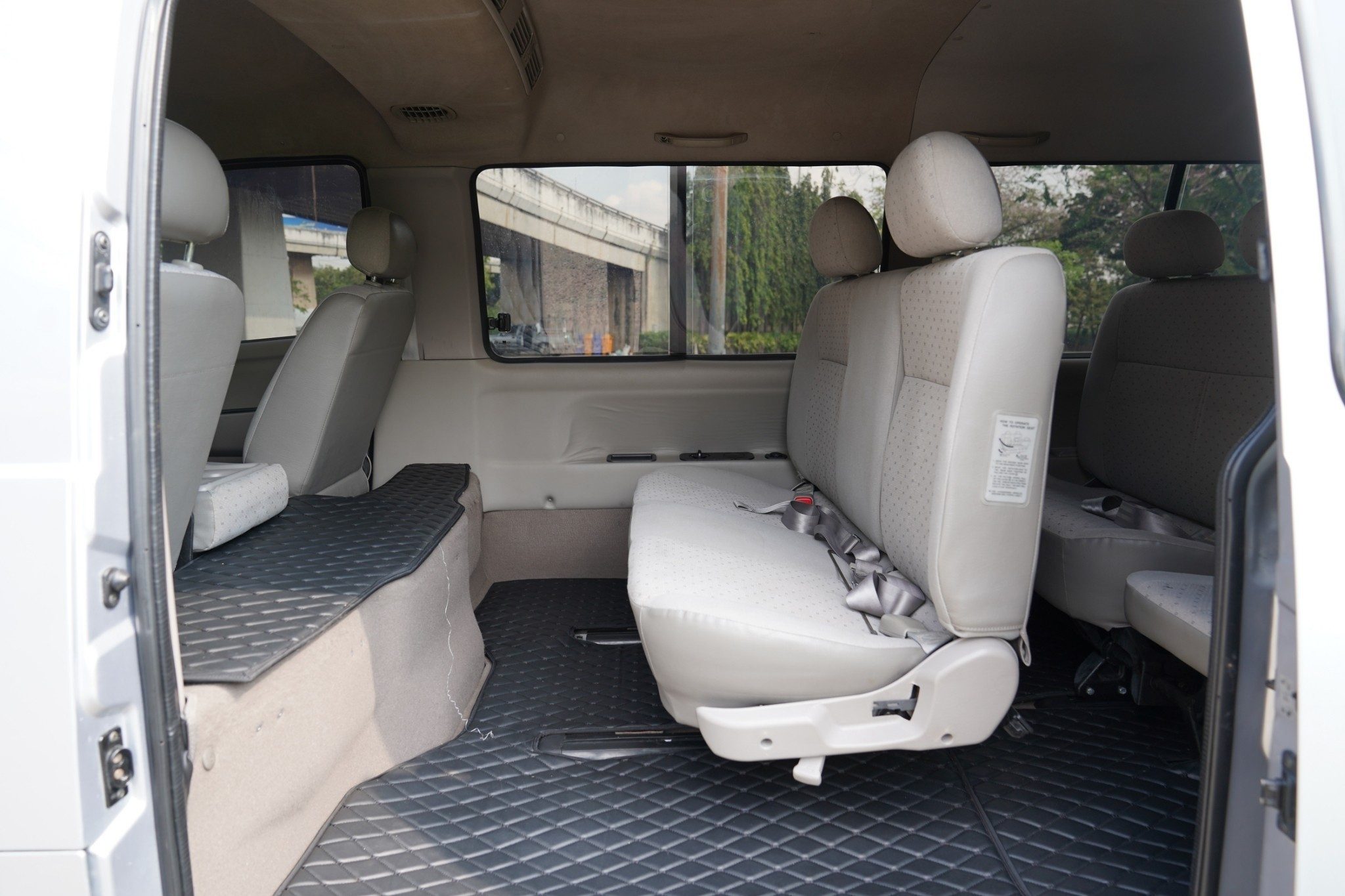 2009 KIA PREGIO 2.7 GS MT