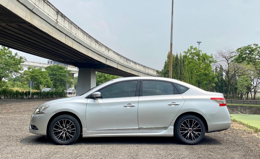 2012 NISSAN SYLPHY 1.8 V AT