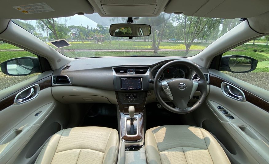 2012 NISSAN SYLPHY 1.8 V AT