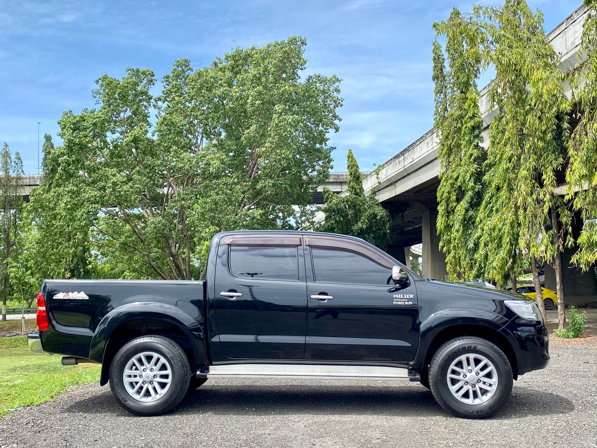 1016 TOYOTA HILUX VIGO CHAMP DOUBLE CAB 3.0